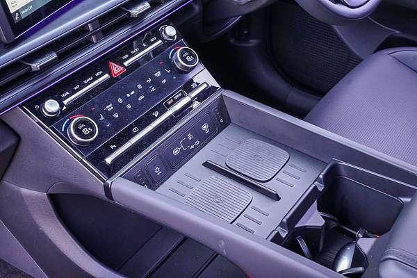 2025 Hyundai Santa Fe Hybrid Calligraphy MX5.V1
