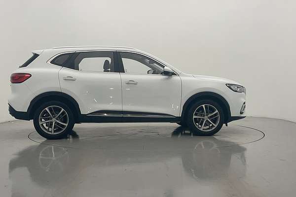 2022 MG HS Excite SAS23