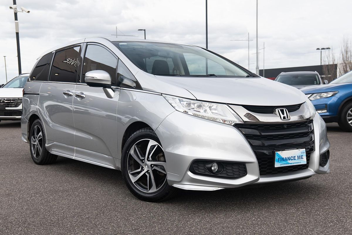 2017 Honda Odyssey VTi-L 5th Gen