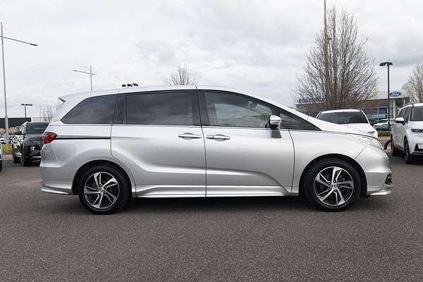 2017 Honda Odyssey VTi-L 5th Gen