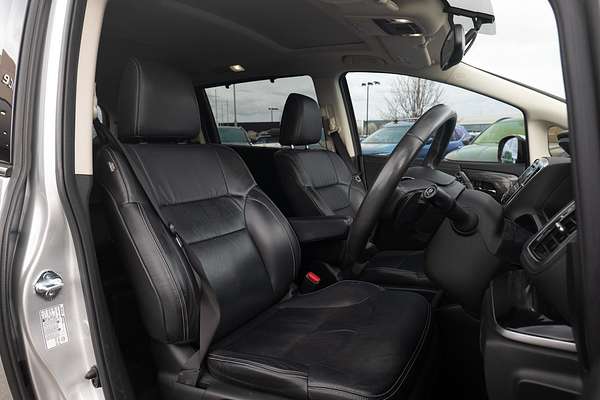 2017 Honda Odyssey VTi-L 5th Gen