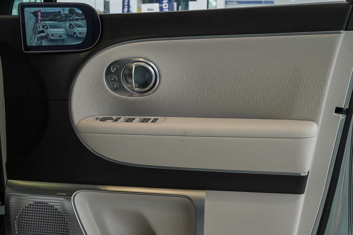 2025 Hyundai IONIQ 9 Calligraphy ME.V1