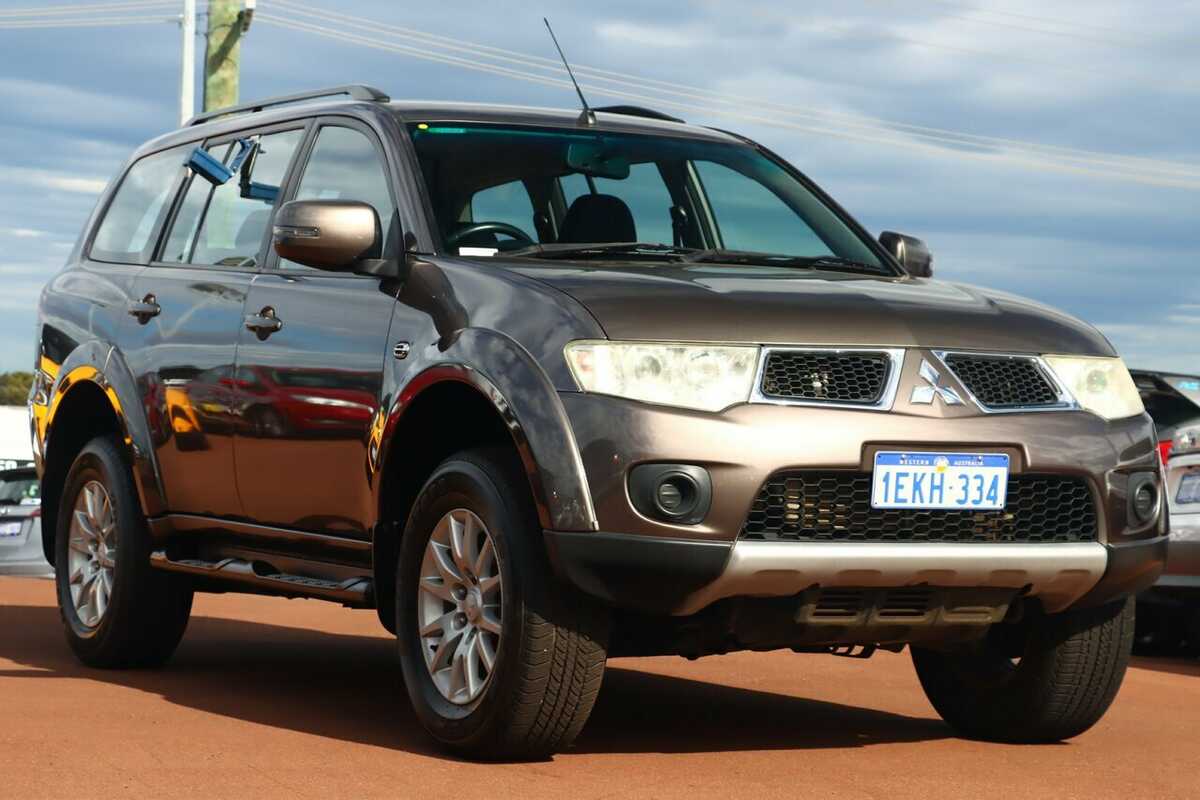 2013 Mitsubishi Challenger LS PB (KH) MY13