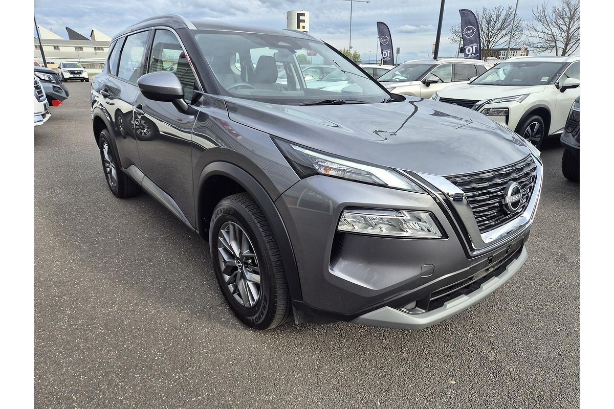 2024 Nissan X-TRAIL ST T33