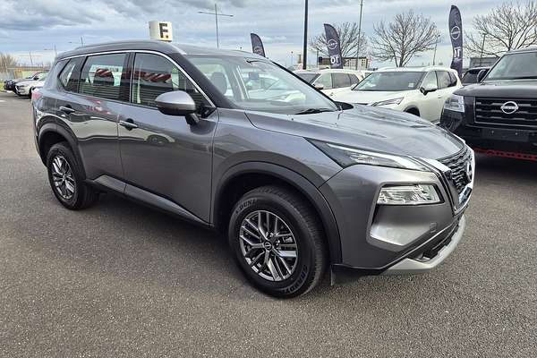 2024 Nissan X-TRAIL ST T33