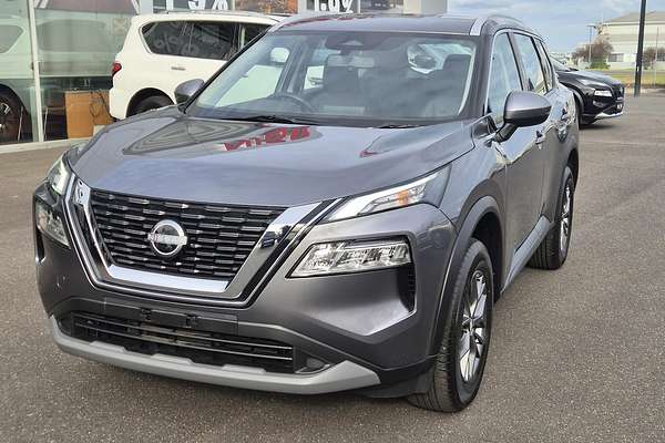 2024 Nissan X-TRAIL ST T33