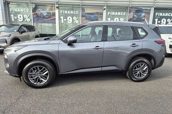 2024 Nissan X-TRAIL ST T33