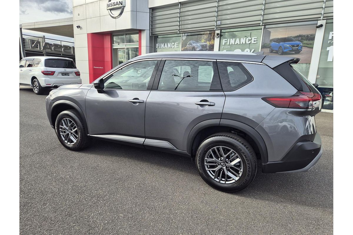 2024 Nissan X-TRAIL ST T33