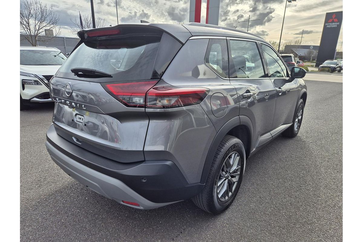 2024 Nissan X-TRAIL ST T33