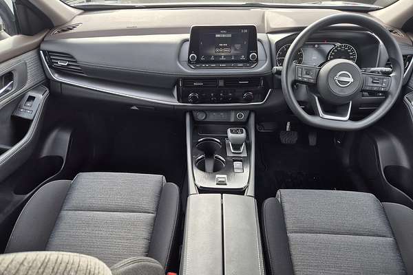 2024 Nissan X-TRAIL ST T33