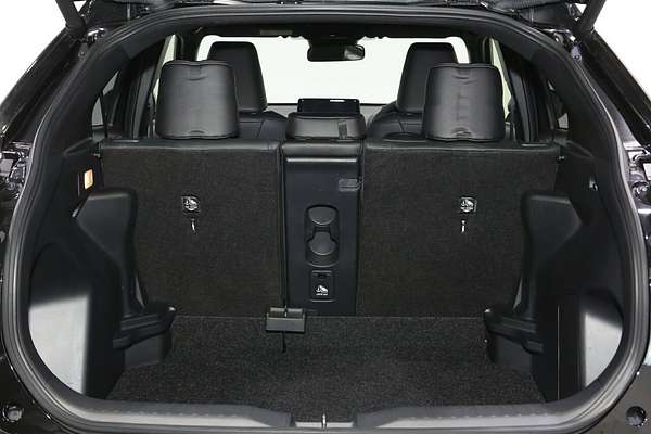2024 Toyota Yaris Cross Urban MXPJ10R