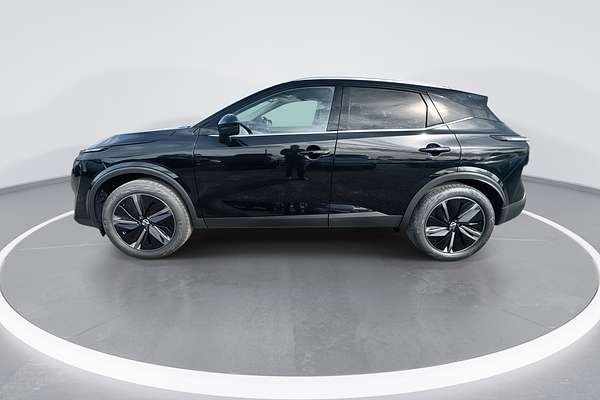 2025 Nissan QASHQAI Ti J12