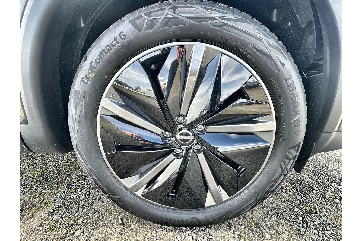 2025 Nissan QASHQAI Ti J12