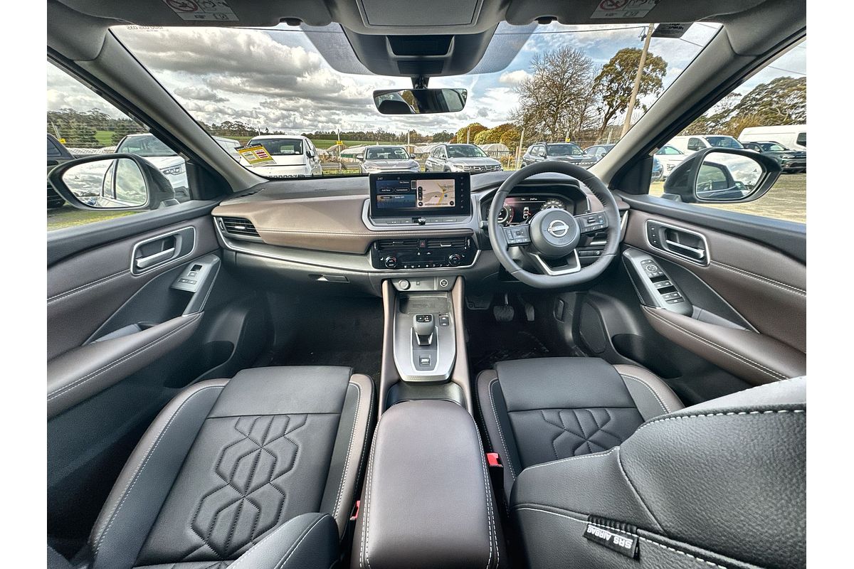 2025 Nissan QASHQAI Ti J12