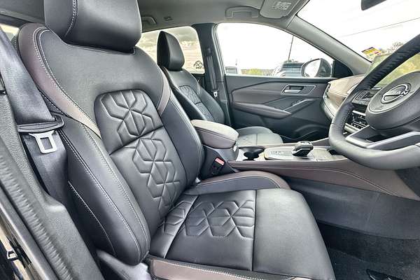 2025 Nissan QASHQAI Ti J12