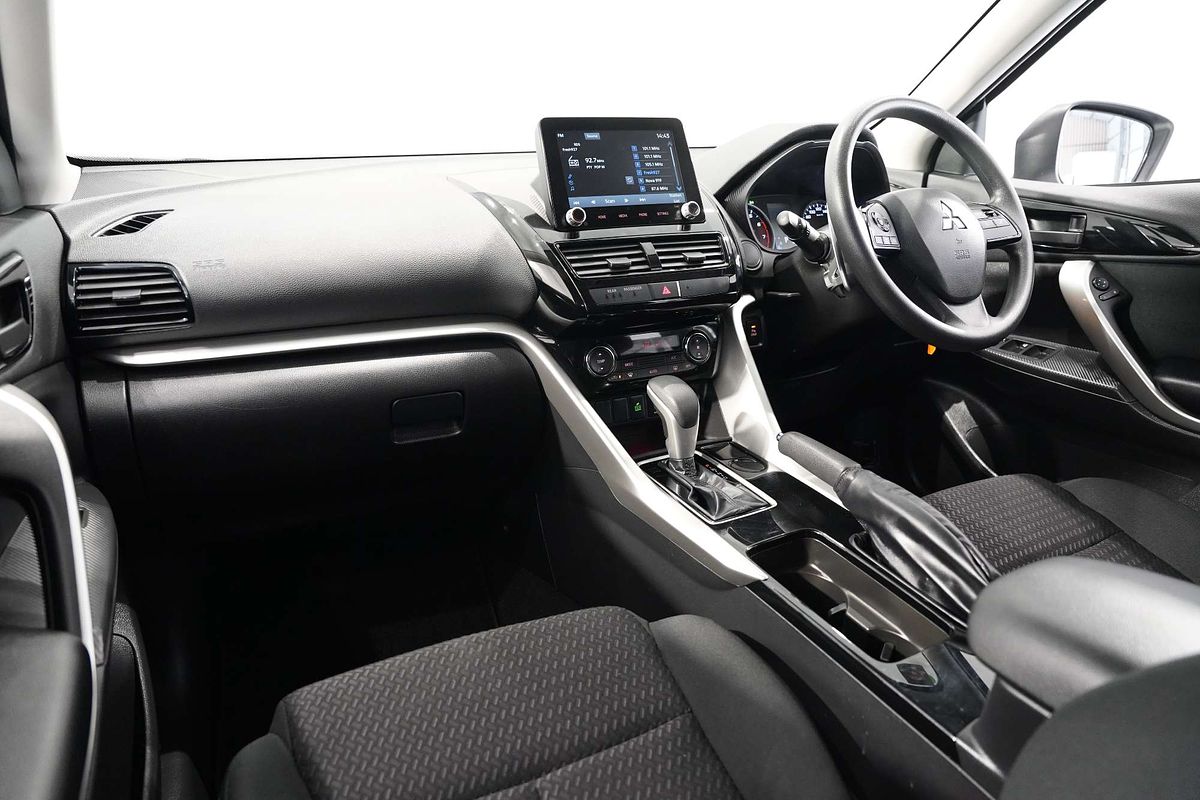 2023 Mitsubishi Eclipse Cross ES YB