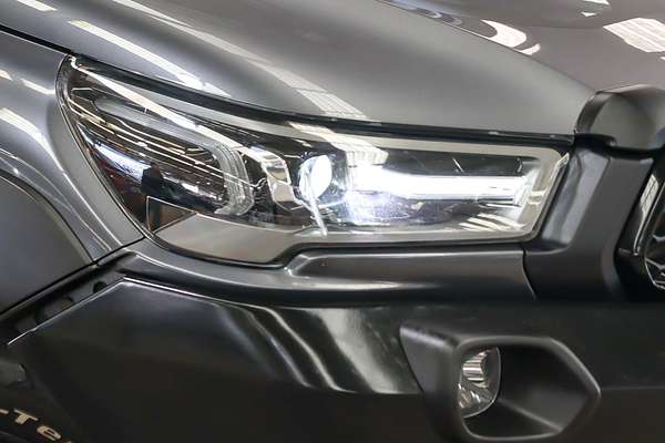 2020 Toyota Hilux Rugged X GUN126R 4X4