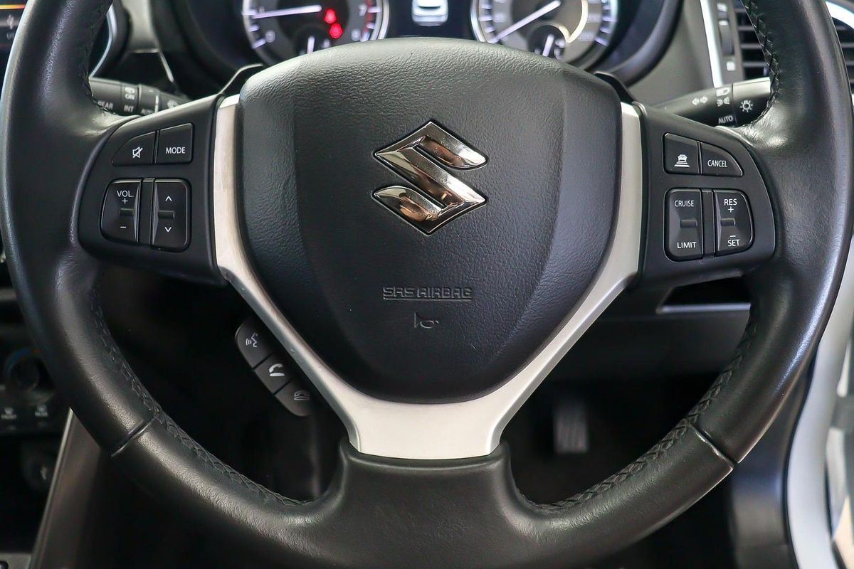 2023 Suzuki S-Cross ALLGRIP Prestige JYB