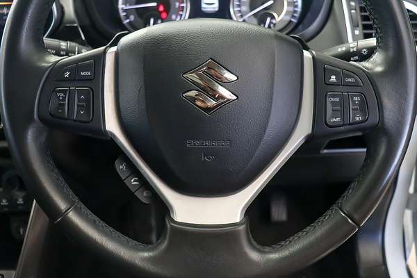 2023 Suzuki S-Cross ALLGRIP Prestige JYB