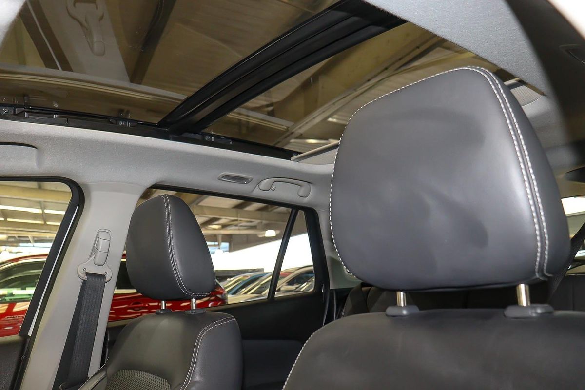 2023 Suzuki S-Cross ALLGRIP Prestige JYB