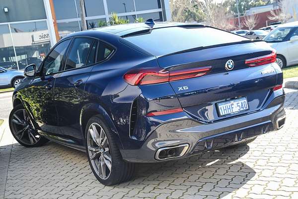 2021 BMW X6 M50i G06