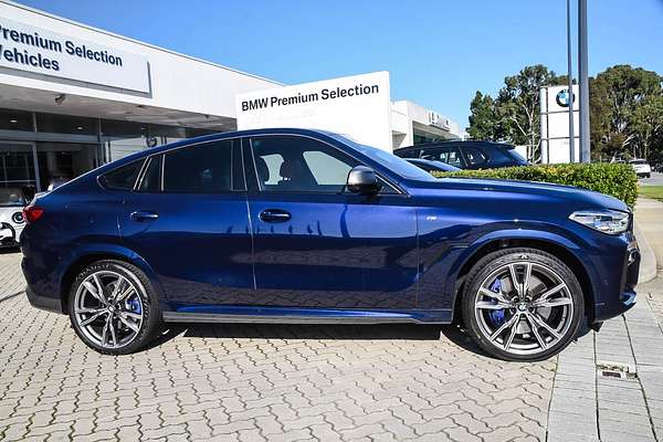 2021 BMW X6 M50i G06
