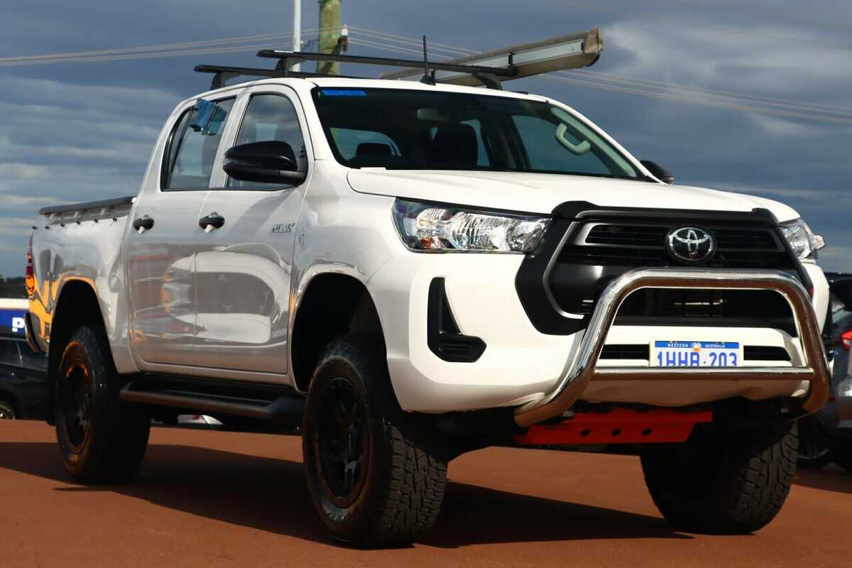 2021 Toyota Hilux Workmate Double Cab GUN125R 4X4