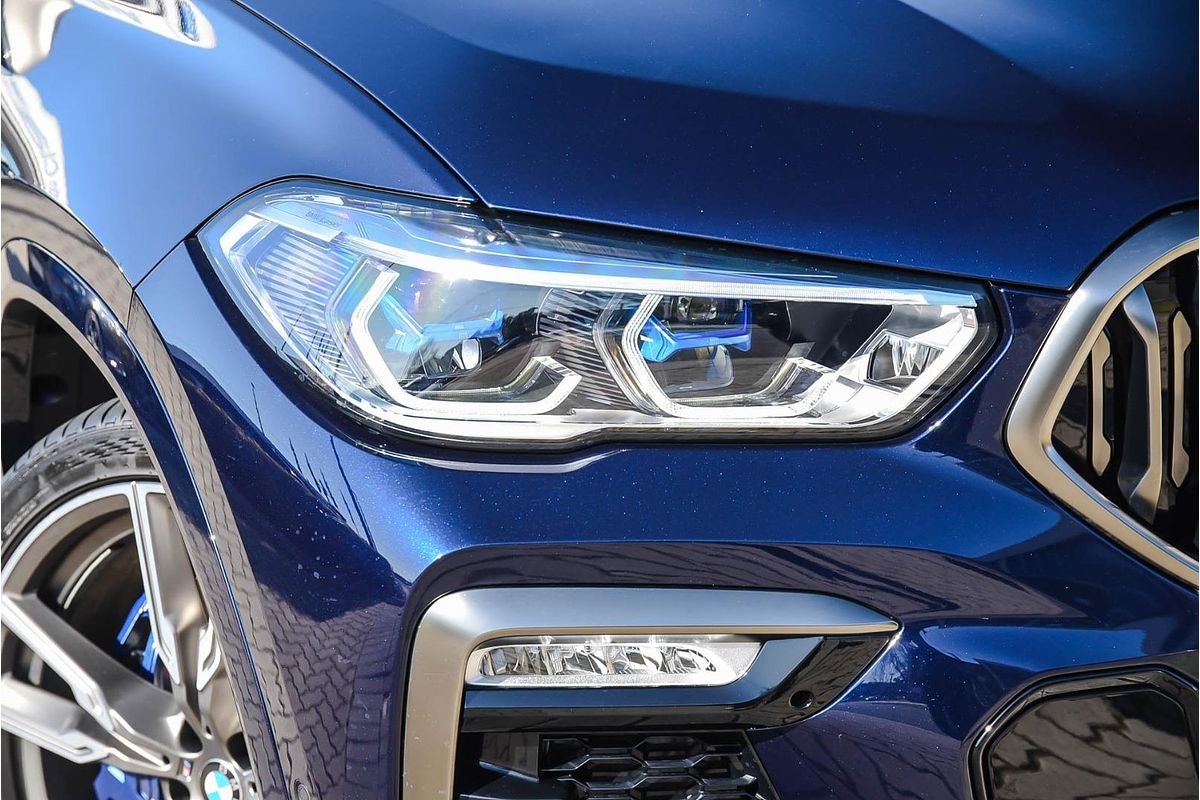 2021 BMW X6 M50i G06