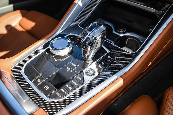 2021 BMW X6 M50i G06