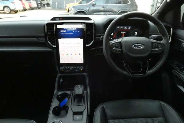 2025 Ford Everest Platinum 3.0L