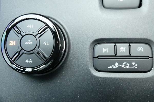 2025 Ford Everest Platinum 3.0L