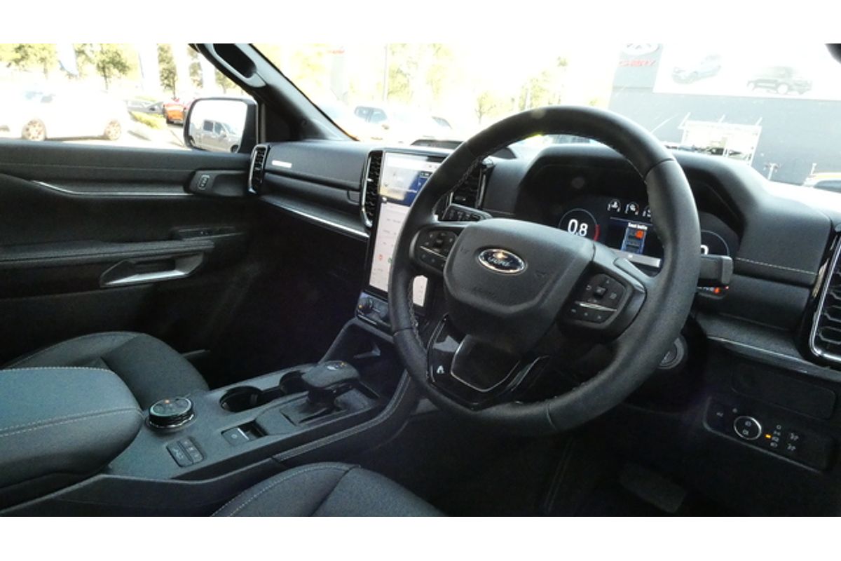 2025 Ford Everest Platinum 3.0L