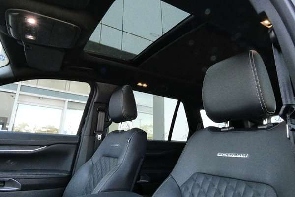 2025 Ford Everest Platinum 3.0L