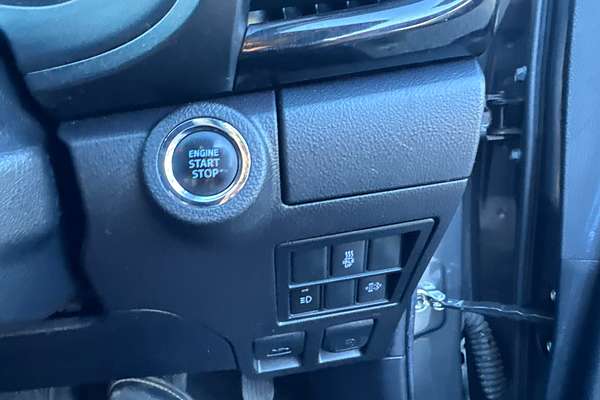 2022 Toyota Hilux Rugged X GUN126R 4X4