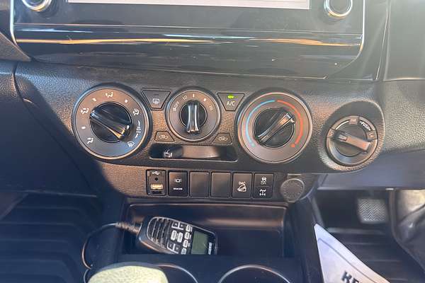 2021 Toyota Hilux SR GUN126R 4X4