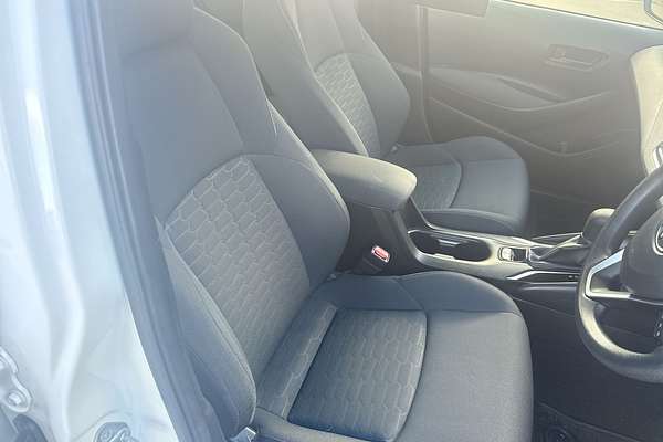 2022 Toyota Corolla Ascent Sport Hybrid ZWE211R