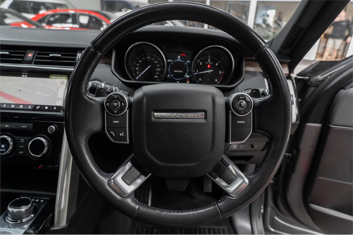 2017 Land Rover Discovery SD4 HSE Series 5
