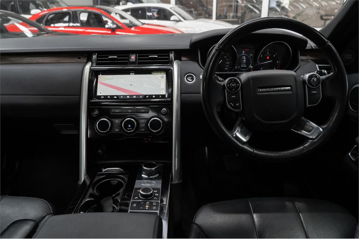 2017 Land Rover Discovery SD4 HSE Series 5