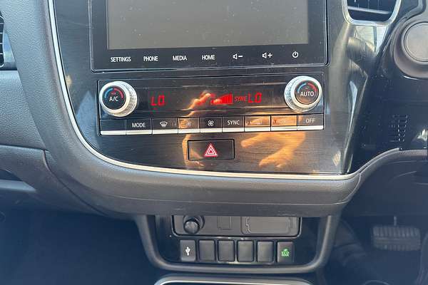 2020 Mitsubishi Outlander ES ZL