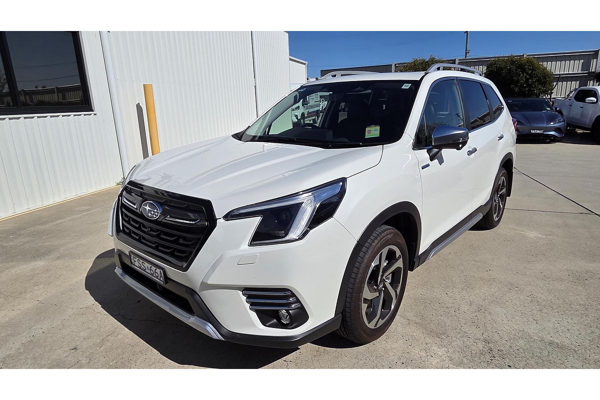 2024 Subaru Forester Hybrid S S5