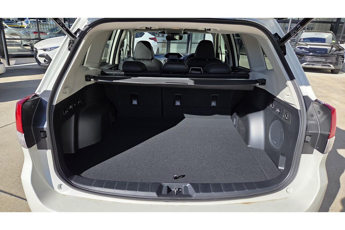 2024 Subaru Forester Hybrid S S5