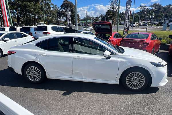 2024 Toyota Camry Ascent AXVH80R
