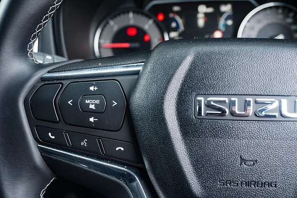 2022 Isuzu MU-X LS-T