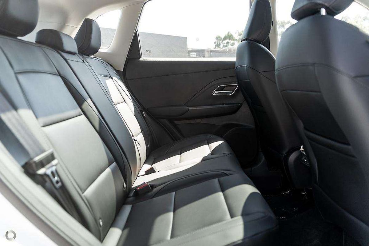 2025 MG ZS Essence ZS32