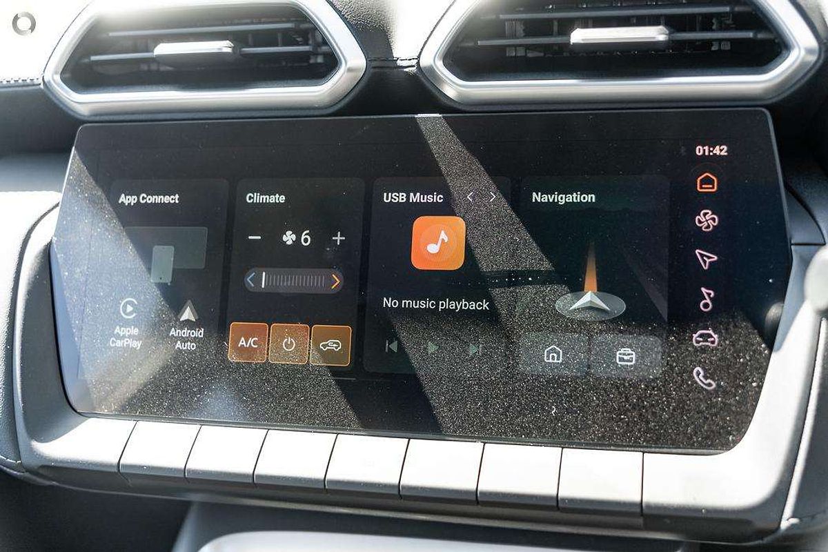 2025 MG ZS Essence ZS32