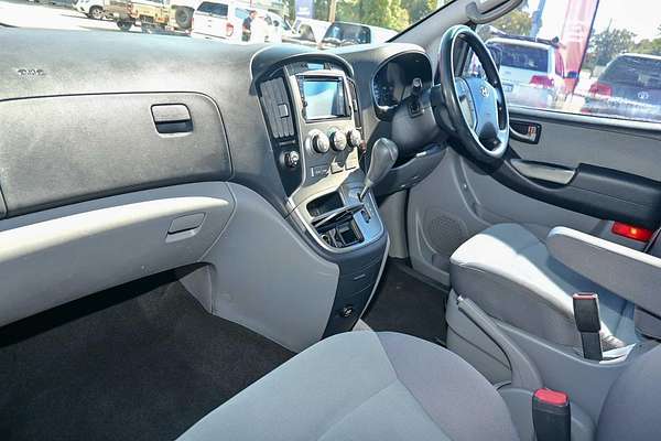 2012 Hyundai iMax TQ-W