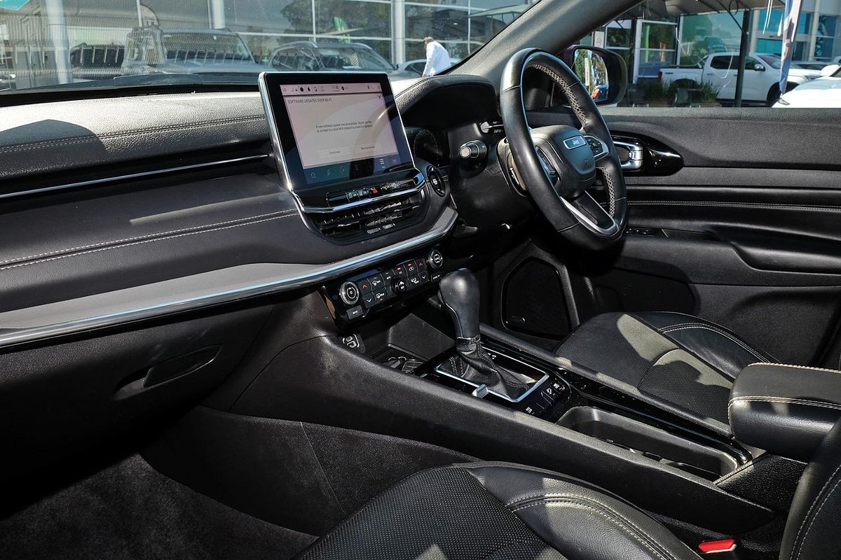 2022 Jeep Compass S-Limited M6