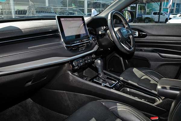 2022 Jeep Compass S-Limited M6