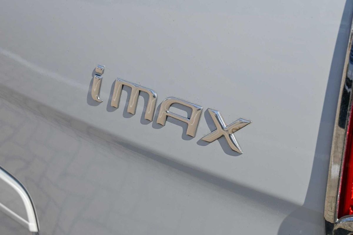 2012 Hyundai iMax TQ-W