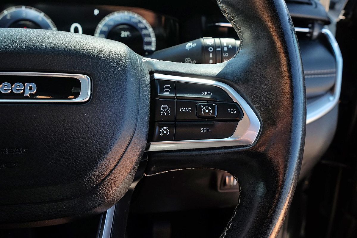 2022 Jeep Compass S-Limited M6